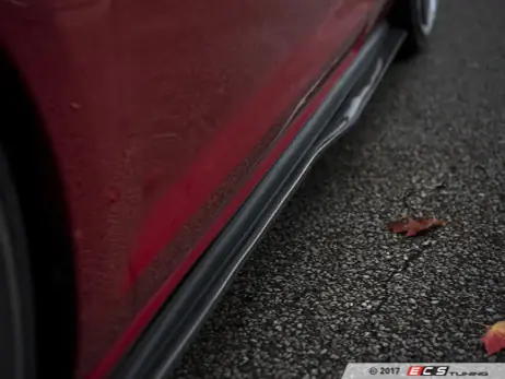 ECS Tuning Carbon Fiber Side Skirt Extensions - Golf 7 / 7.5 Grab Now