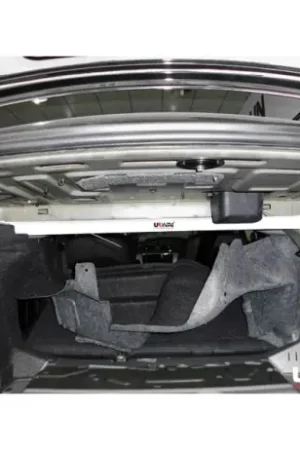 Certified Ultra Racing Rear Strut Brace - Passat (B7) 2.0 TSI 2010-