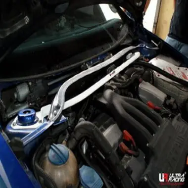 Clearance Ultra Racing Front Strut Brace - Golf Mk6 1.4 TSI 2008-