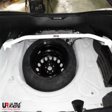 Holiday Sale Ultra Racing Rear Strut Brace - Beetle (9C) 1.8T 1997-2011