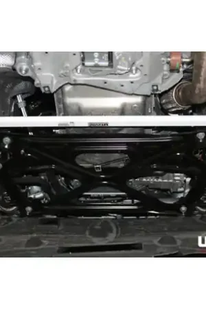 Ultra Racing Front Lower Brace - A8 (D4) 4.2 FSI Quattro 2010- Must Have