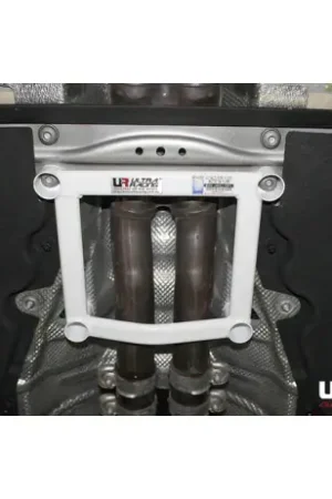 Ultra Racing Mid Lower Brace - A6 (C7) S6 2010- Cheap