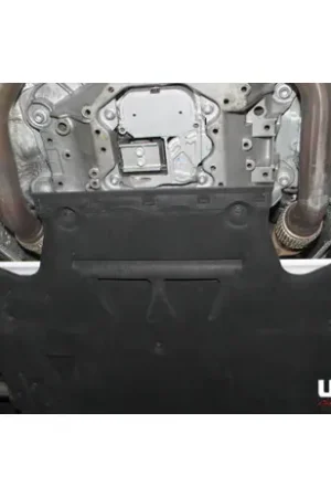 Ultra Racing Front Lower Brace - A6 (C7) 2.0 TSI 2011- Hot Deal