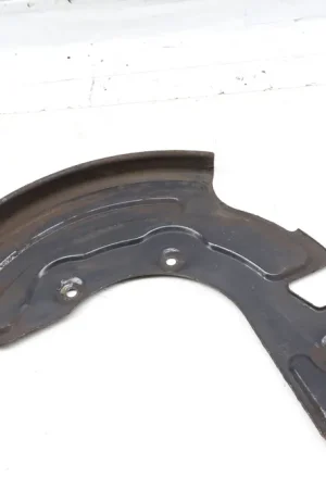 VW Front Right Brake Dust / Splash Shield (Passat) 8D0615312E Hot Deal