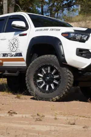 Superlift 16-23 Toyota Tacoma 4.5in Lift Kit w/ Fox Front Coilover & 2 – SBX Performance Reduced Price